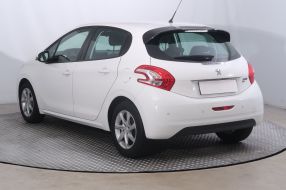 Peugeot 208 - 2015