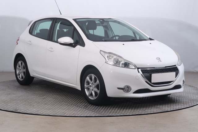 Peugeot 208 2015