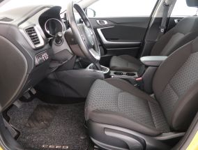 Kia Ceed - 2023