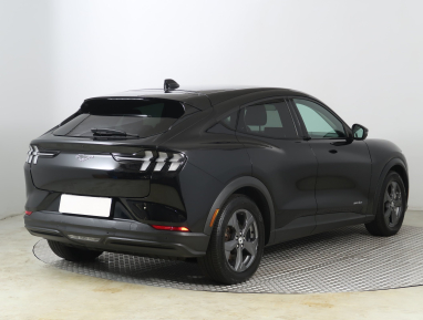 Ford Mustang Mach-E - 2022
