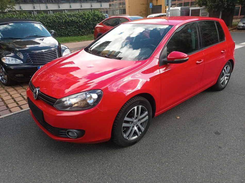 Volkswagen Golf - 2012