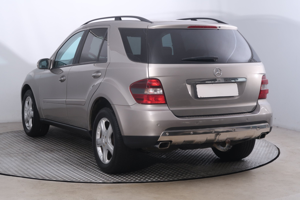 Mercedes-Benz ML