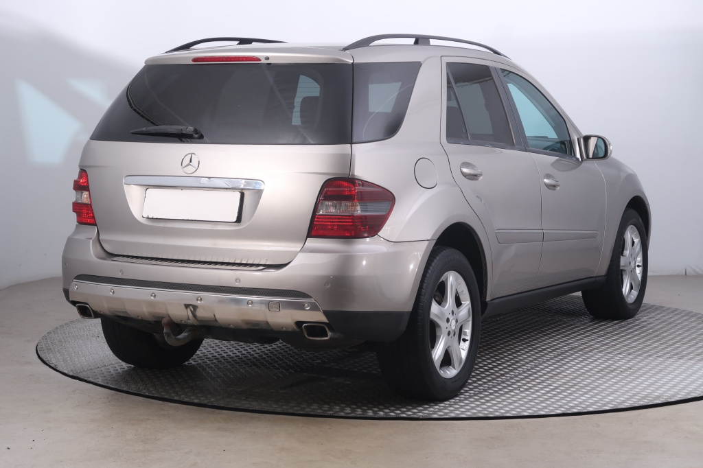 Mercedes-Benz ML