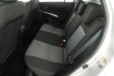 Suzuki SX4 S-Cross - 2024