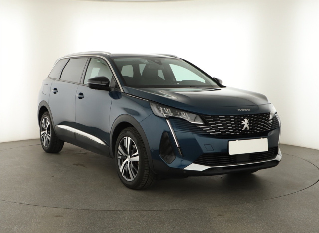 Peugeot 5008 2022