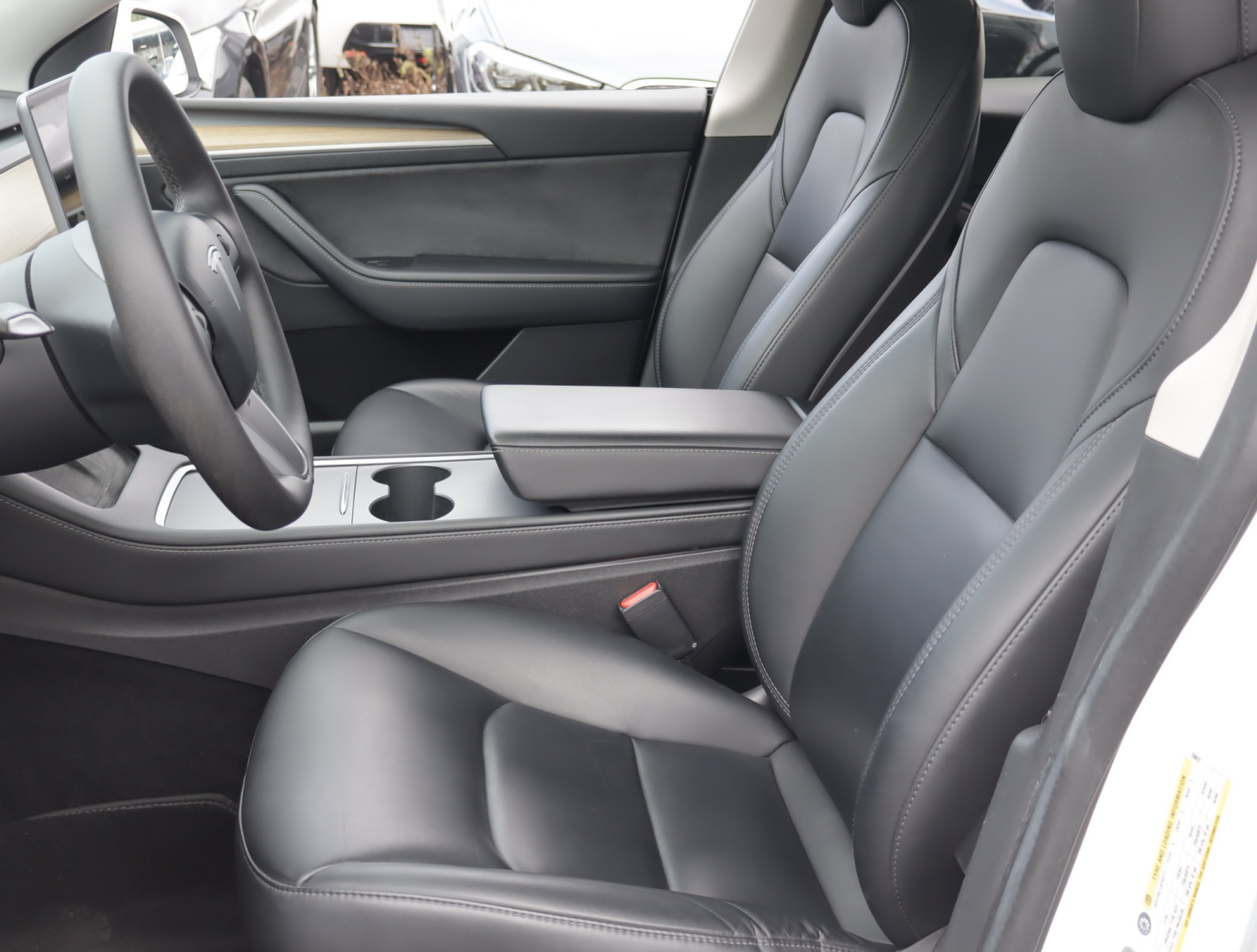 Tesla Model Y - 2022