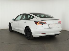 Tesla Model 3 - 2021