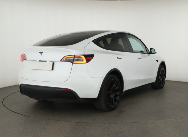 Tesla Model Y - 2022
