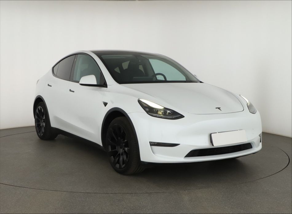 Tesla Model Y - 2022