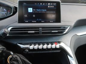 Peugeot 3008 - 2020