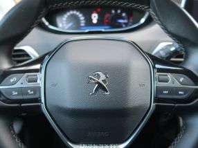 Peugeot 3008 - 2020