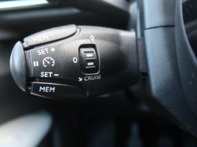 Peugeot 3008 - 2020