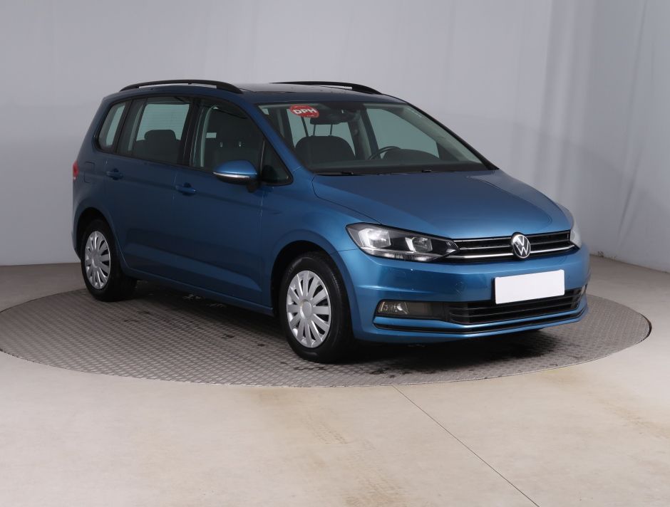 Volkswagen Touran - 2021