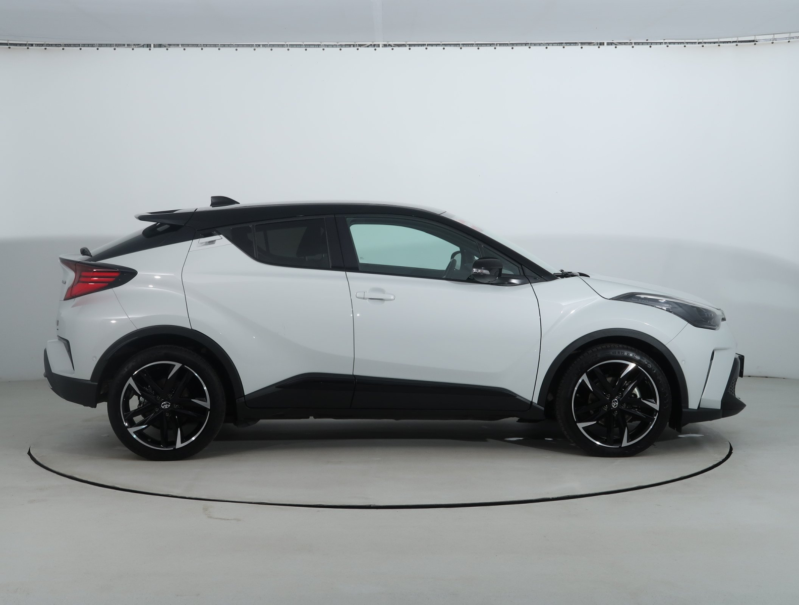 Toyota C-HR - 2023