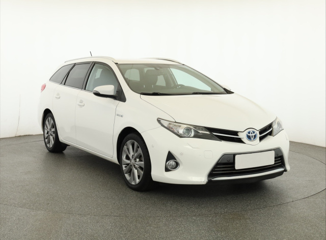 Toyota Auris 2014