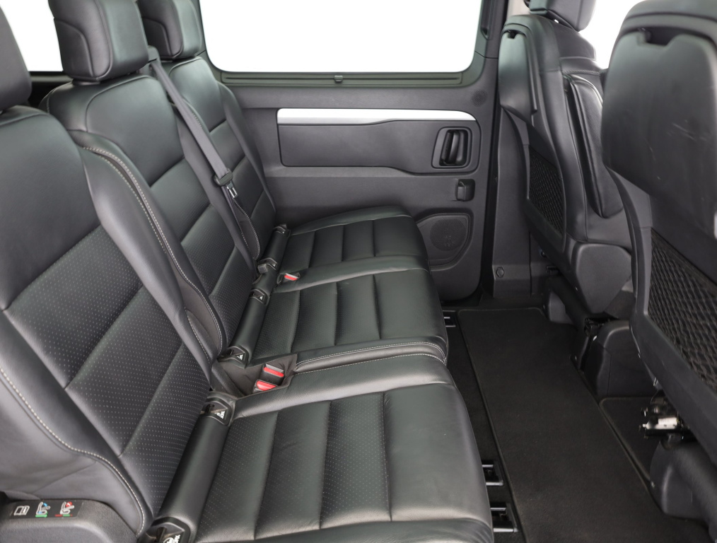 Peugeot Traveller