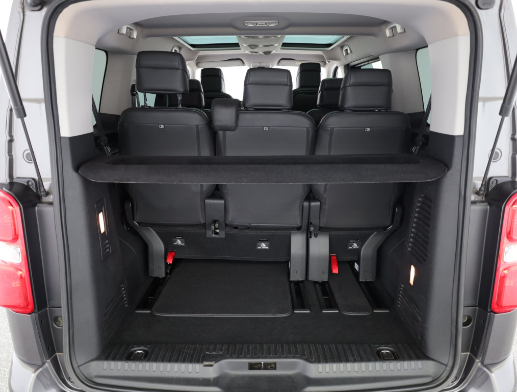 Peugeot Traveller