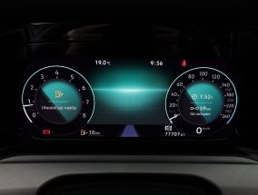 Volkswagen Golf - 2021