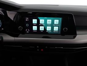 Volkswagen Golf - 2021