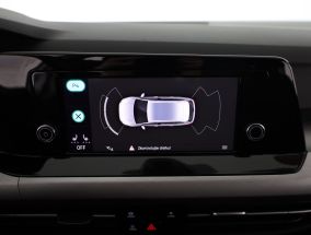 Volkswagen Golf - 2021