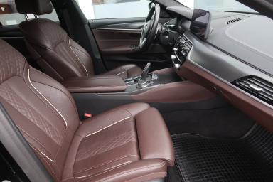 BMW 5 - 2021