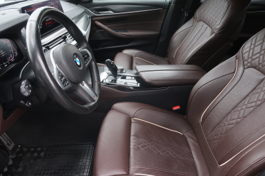 BMW 5 - 2021