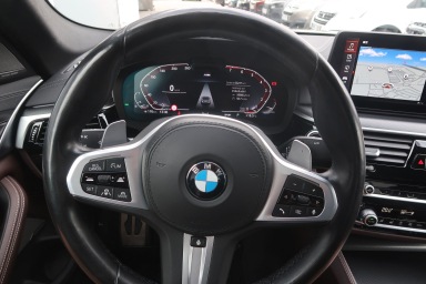 BMW 5 - 2021