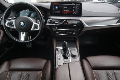 BMW 5 - 2021