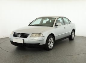 Volkswagen Passat - 2004