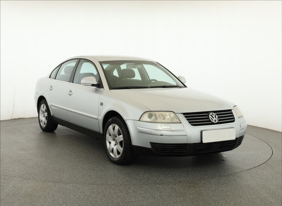 Volkswagen Passat - 2004