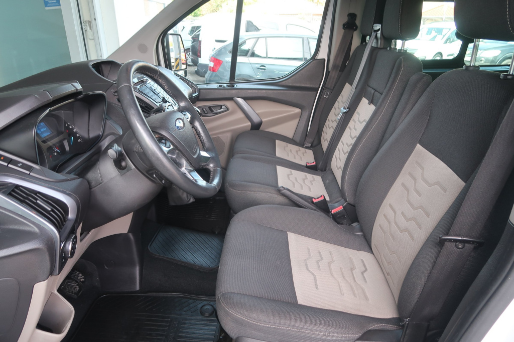 Ford Tourneo Custom