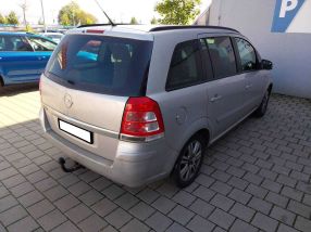 Opel Zafira - 2012