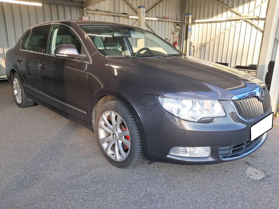 Skoda Superb - 2009