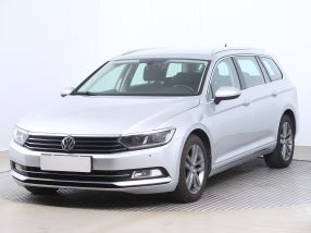 Volkswagen Passat - 2015