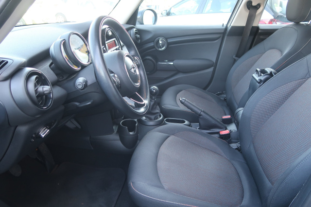 MINI 5-door