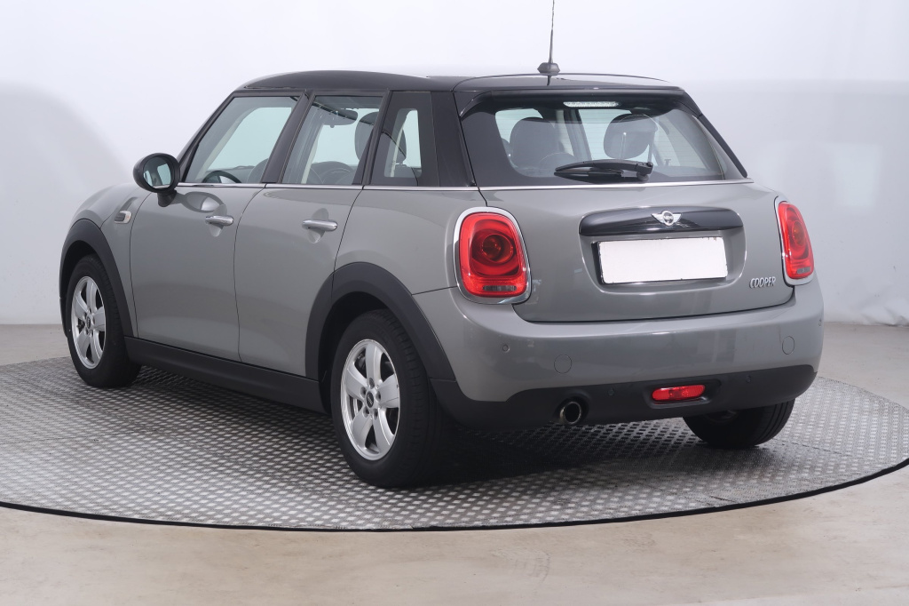 MINI 5-door
