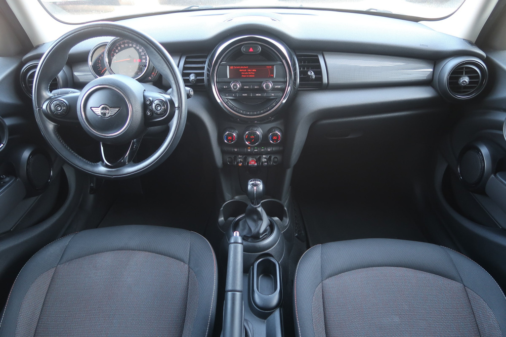 MINI 5-door