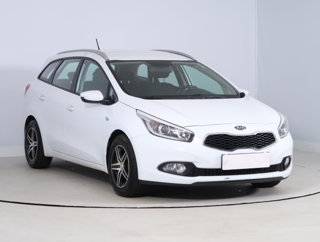 Kia Ceed, 2013