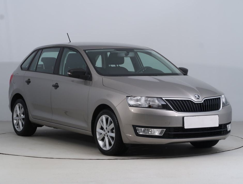 Skoda Rapid Spaceback - 2015