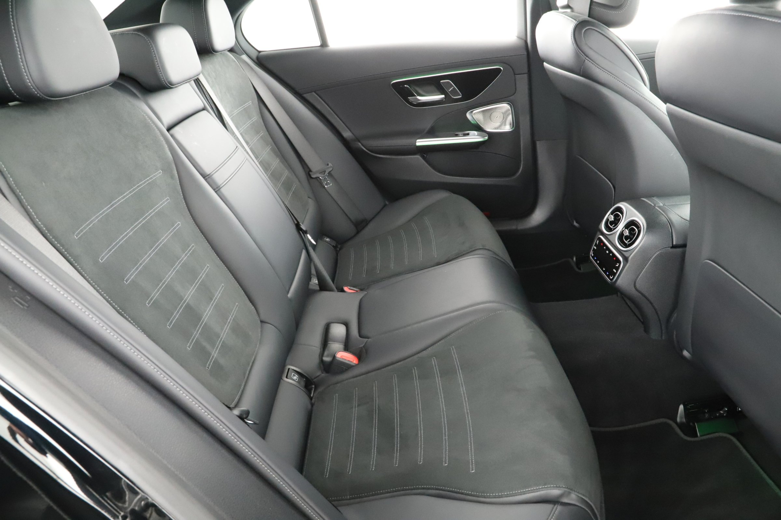 Mercedes-Benz A - 2021