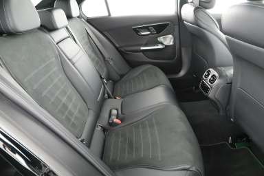 Mercedes-Benz A - 2021