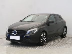 Mercedes-Benz A - 2015