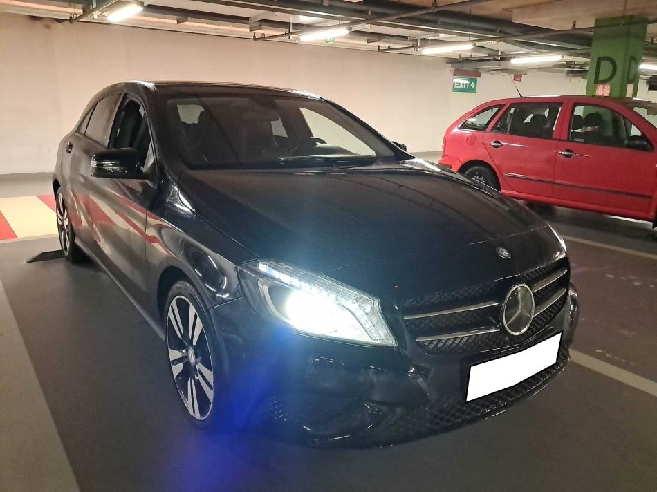 Mercedes-Benz A - 2015