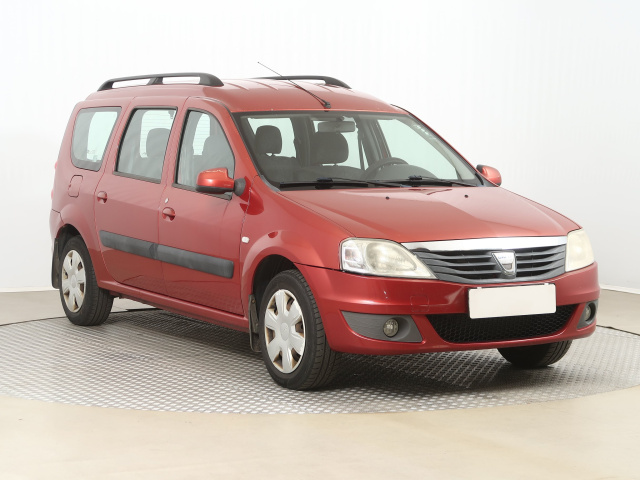 Dacia Logan 2011