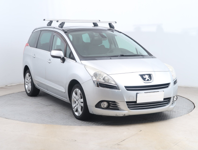 Peugeot 5008 2013