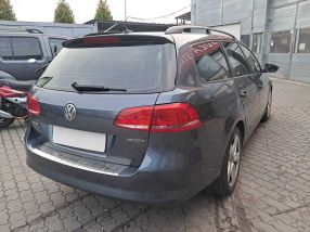 Volkswagen Passat - 2011