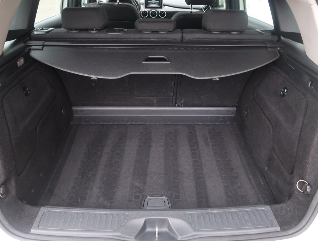 Mercedes-Benz B