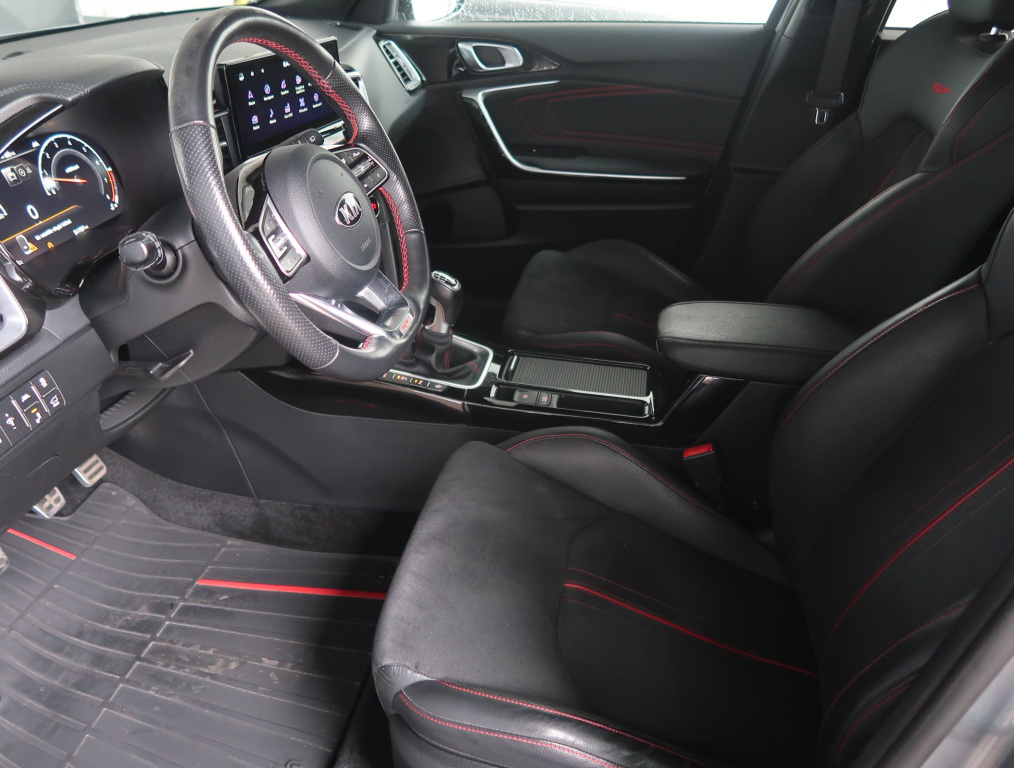 Kia ProCeed
