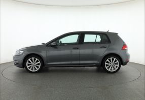 Volkswagen Golf - 2017