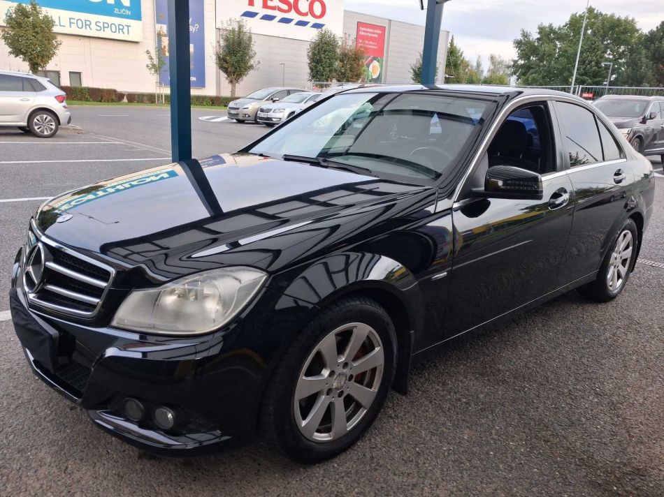 Mercedes-Benz C - 2011